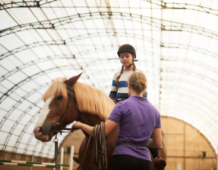 7 Things to Pack for a Horse Riding Lesson | LearningHorses.com